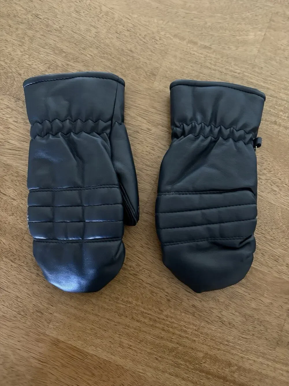 Obermeyer Women's Mittens Medium Navy Blue Ski Snowboard Winter Fleece Lined